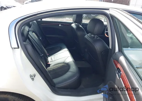 2008 Buick Lucerne Super z USA, uszkodzony, nr VIN 1G4HF57928U196638